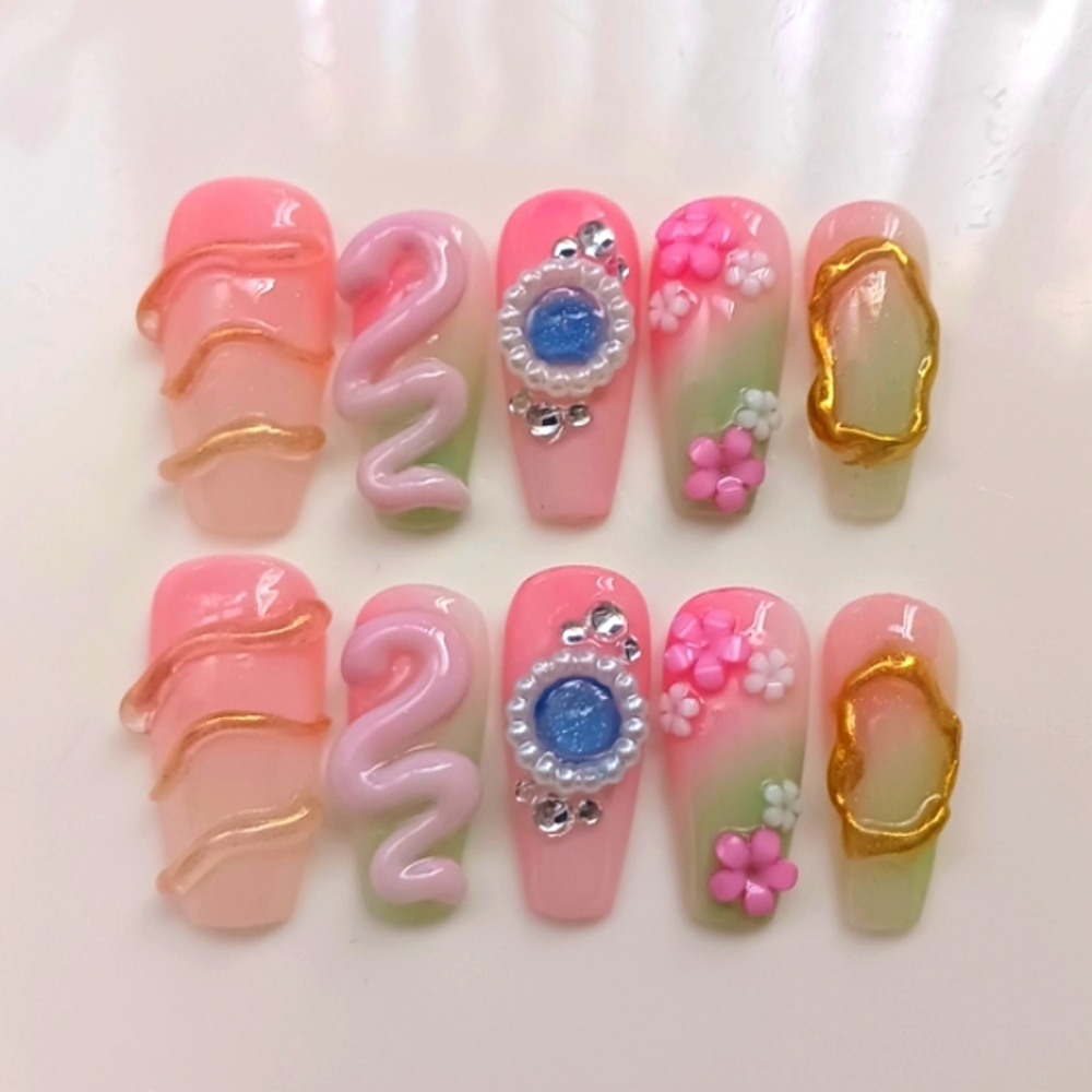🎀Pink and Gold Snake Floral Nail Art Set Handmade Press on Nails🎀